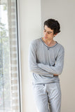 Conjunto Hombre Gris Cuello Redondo
